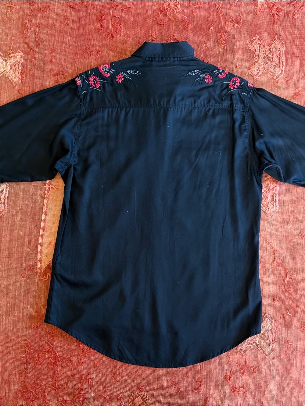 The Kooples embroidered black pearl snap shirt size M - Picture 7 of 8